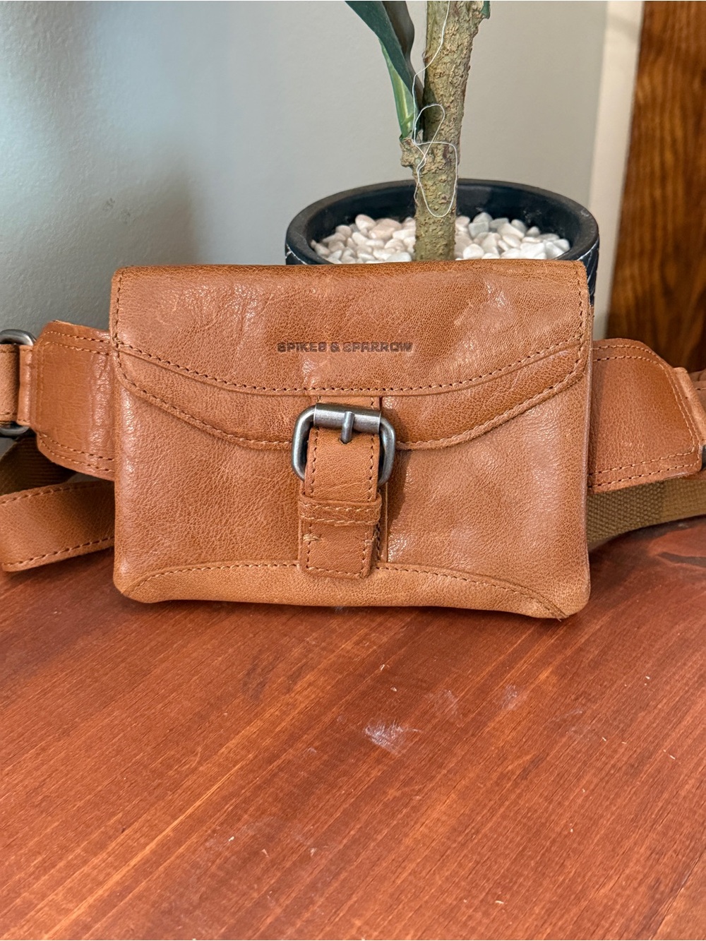 Spikes & Sparrow Genuine Leather Belt Bag Waist Pack Crossbody Cognac